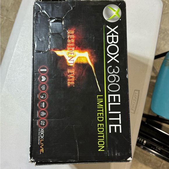 Xbox 360 Elite Resident Evil 5 Limited Edition Red/White Console Bundle/ CIB - Picture 8 of 11